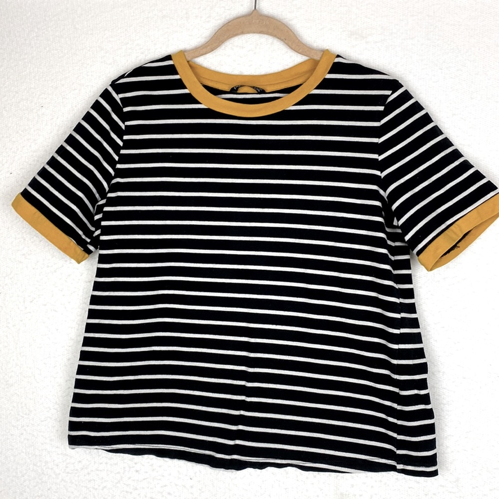 Junior girls striped t-shirt size small